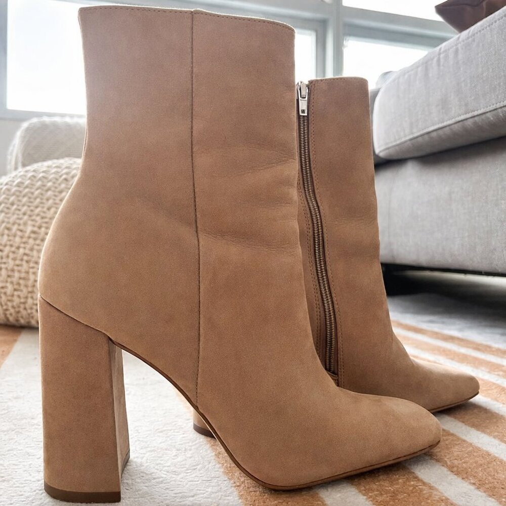 Steve Madden Tan Heel Boots